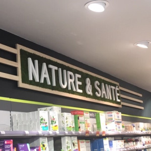 Lettre bois et végétales - Vaucluse