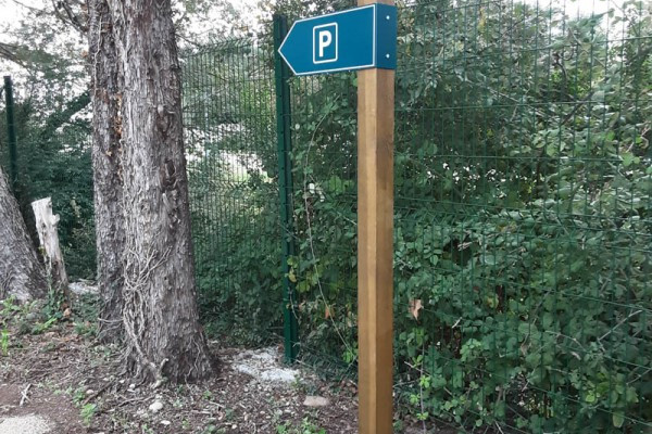 Panneaux directionnels 