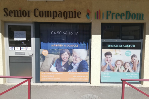 Lettres découpées