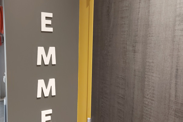 Lettres découpées