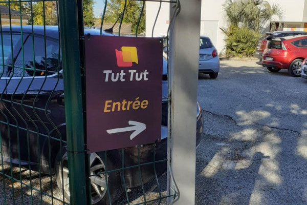 Panneaux directionnels 