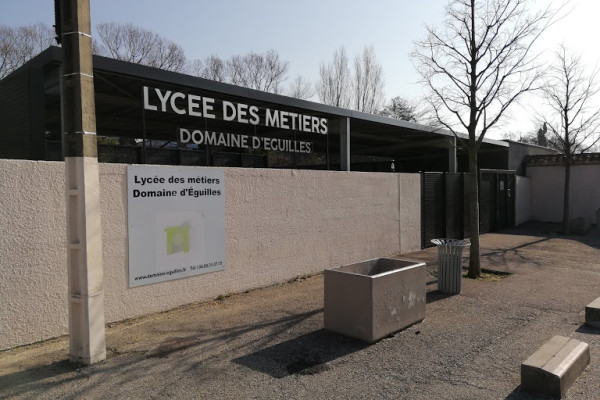 Lettres découpées