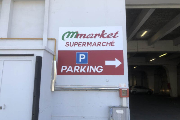 Panneaux directionnels 
