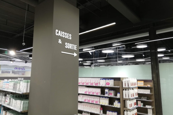 Lettres découpées