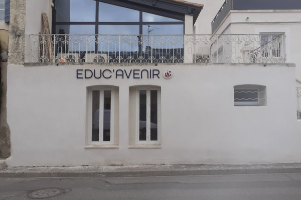 Lettres découpées