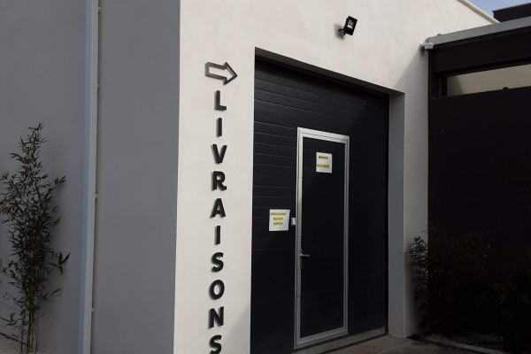 Lettres découpées