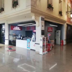 enseigne-et-signaletique-restauration-rapide-galerie-marchande.jpg