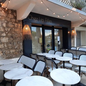 habillage-façade-et-enseigne-salon-de-the-maison-gourmandises.jpg