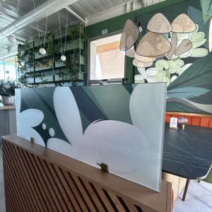 adhesif_deco__ovousvoitdeloin_avignon_gse_archi_pose_fab_impression_team_love_enseigne.jpg