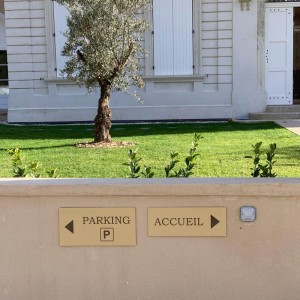 plaques-directionnelles.jpg